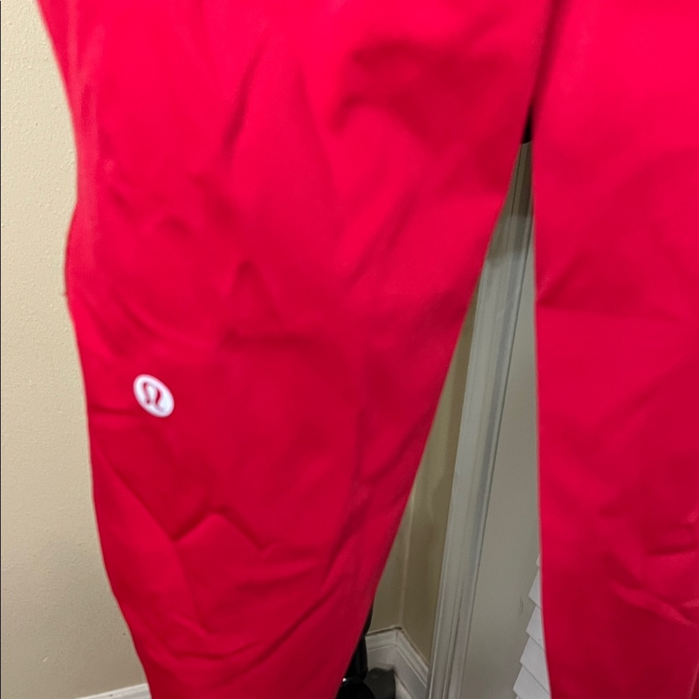 Lululemon Athletica Vibrant Red Leggings - Picture 3 of 9